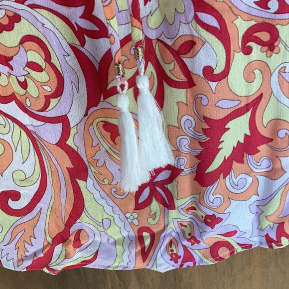 RelistAGB colorful abstract floral blouse lace up w tassel detail at neckline 1X - Picture 5 of 16